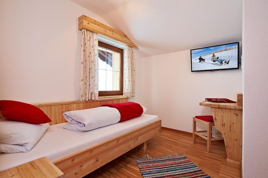 Apartamento Am Sonnhof Längenfeld Habitación foto
