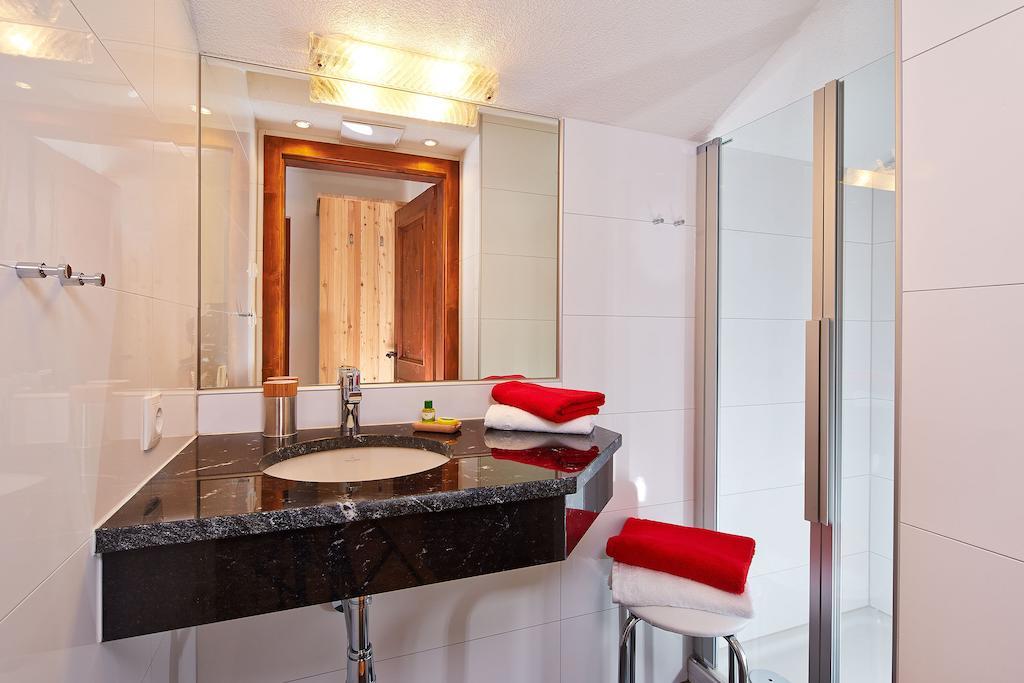 Apartamento Am Sonnhof Längenfeld Habitación foto